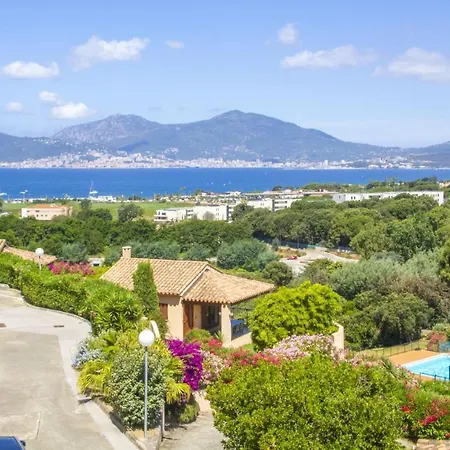 Vakantiehuis Maison Vue Mer A Porticcio Porticcio (Corsica)